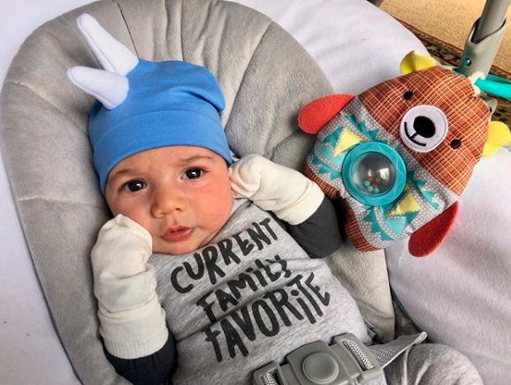 Amina and Willis share a baby boy, Orion Willis, born on March 7, 2020. 